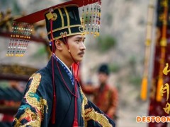 《山河月明》朱标下线 何晟铭催泪演技引全网不舍